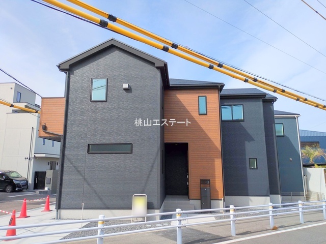 リナージュ東郷町春木２３－２期2号棟