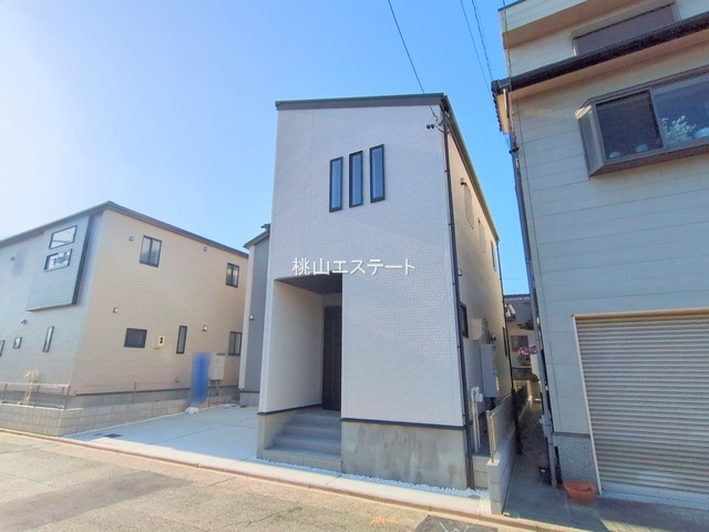ブルーミングガーデン南区源兵衛町1丁目 1号棟