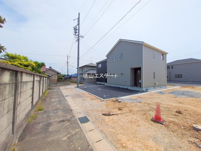 クレイドルガーデン東郷町諸輪第7   7号棟