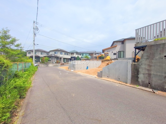 ブルーミングガーデン東郷町白鳥３丁目１号棟