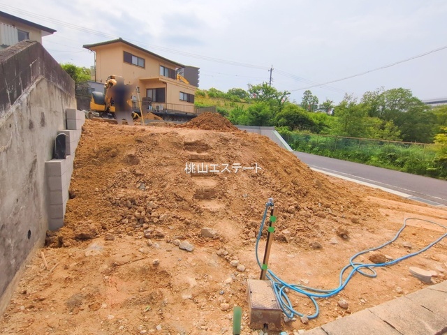 ブルーミングガーデン東郷町白鳥３丁目2号棟