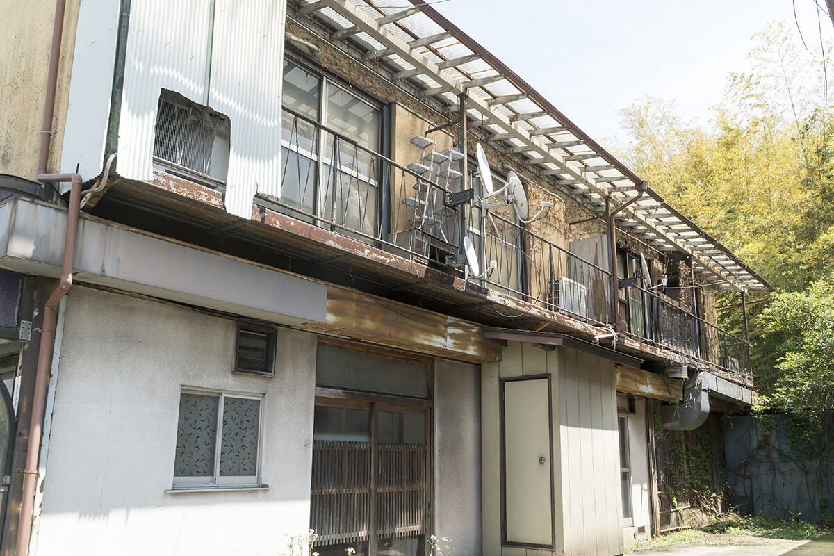 空き家・空き地の放置は危険です